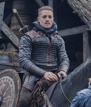 The Last Kingdom S03 Uhtred Vest - view 3