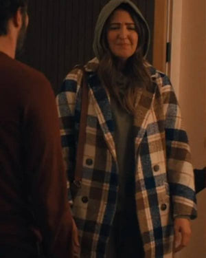 Nobody Wants This S02 D’Arcy Carden Plaid Coat