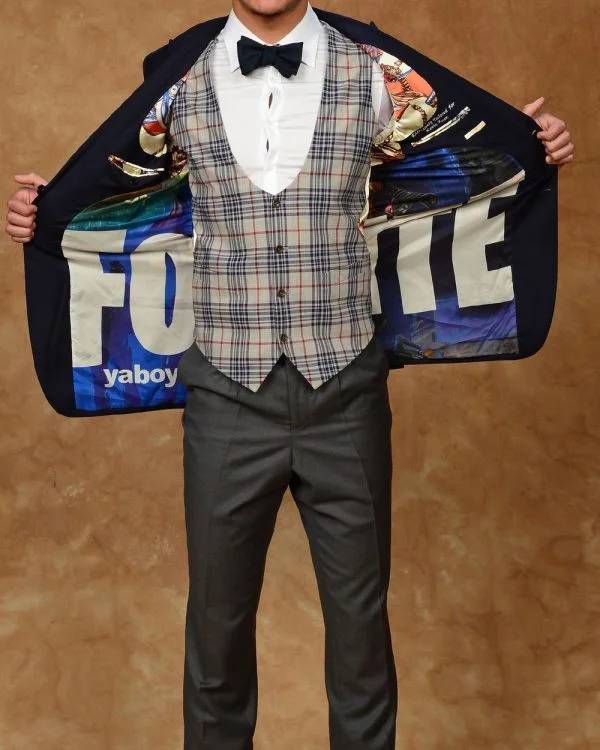 Kevin Knox Fortnite Suit - view 3